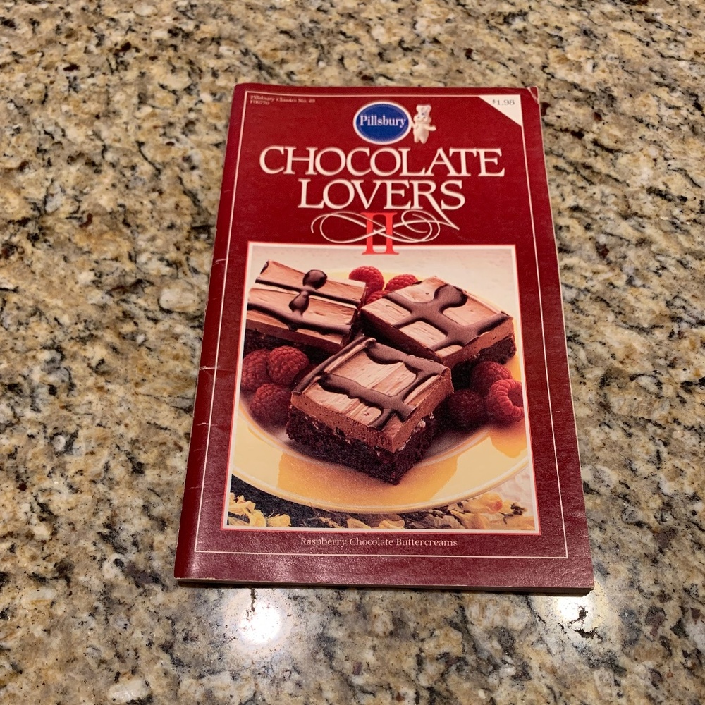 Vintage Pillsbury 1985 Chocolate Lovers II Cookbook Magazine
